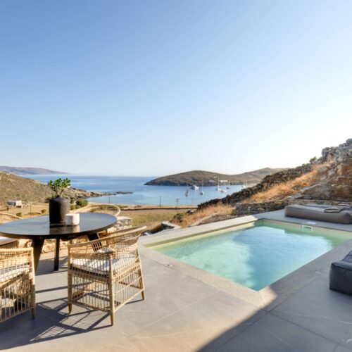 Signature 2 bedroom Suite Sea View with private pool